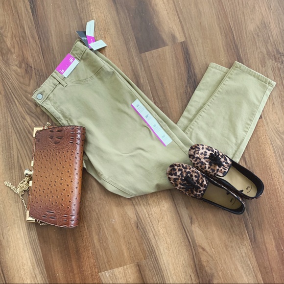 📌NWT Jeggings  •Size 16 •Tan •New - Picture 2 of 3